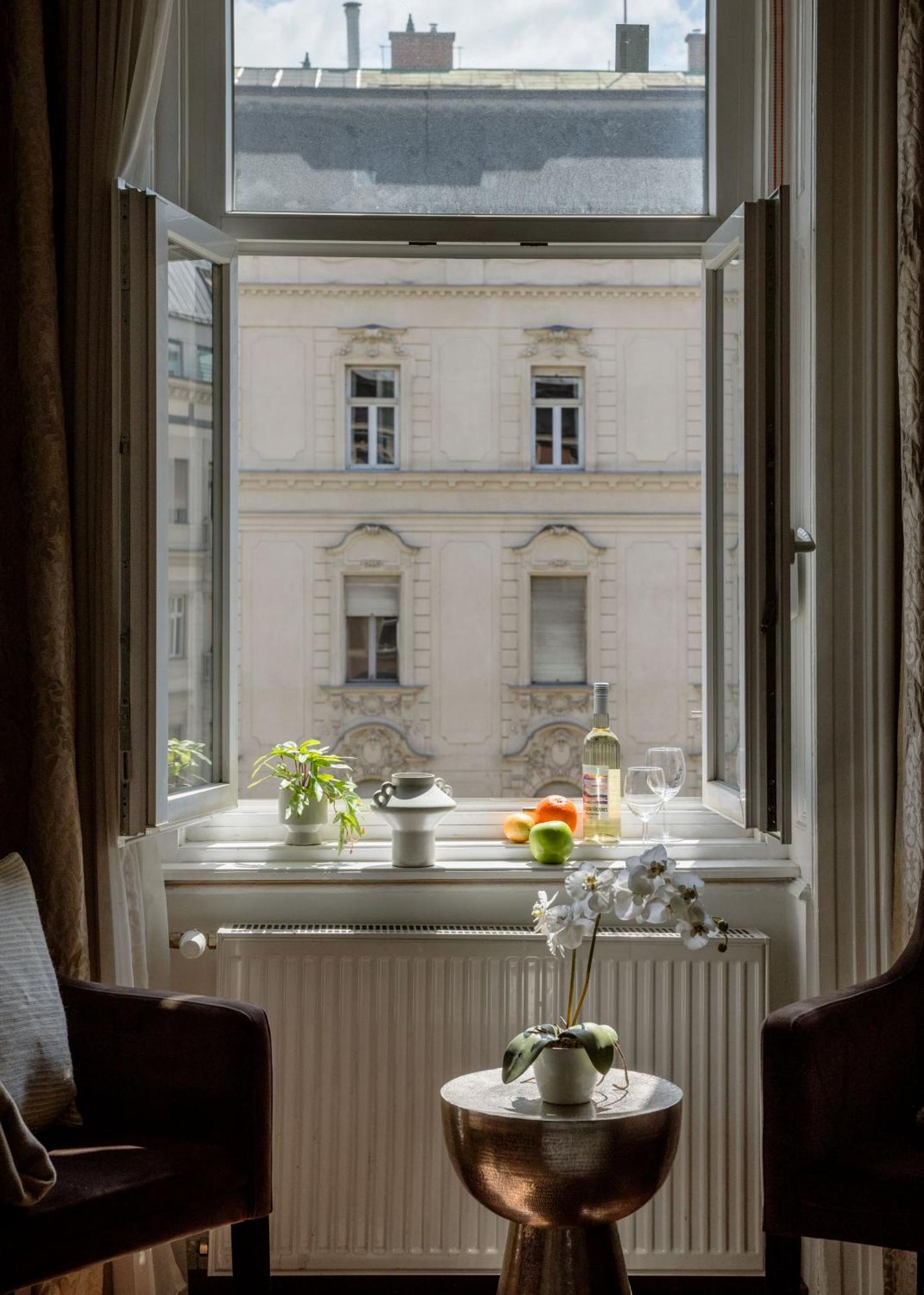 Discover Your Budapest Retreat-Walk To Parliament エクステリア 写真