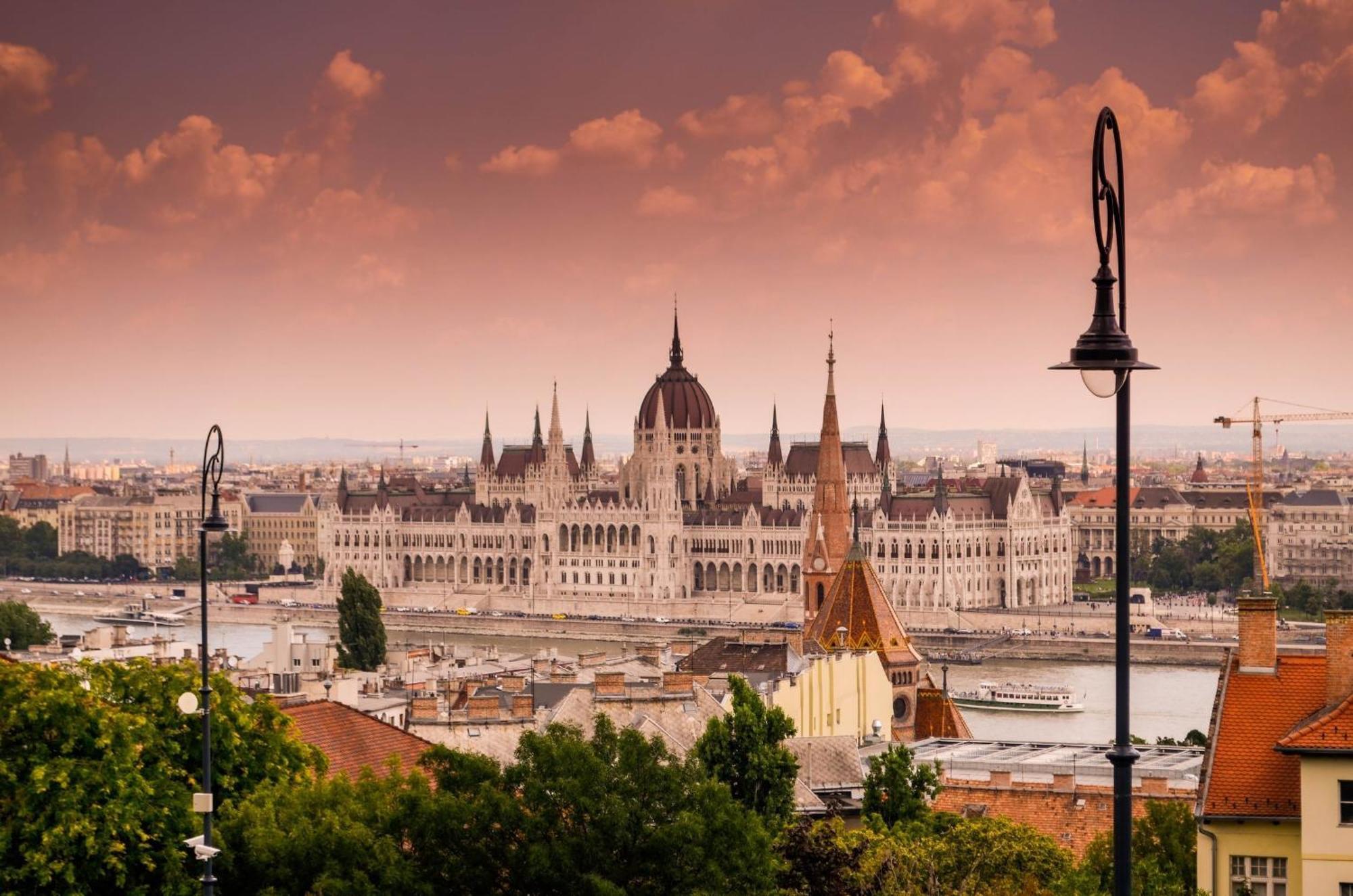 Discover Your Budapest Retreat-Walk To Parliament エクステリア 写真